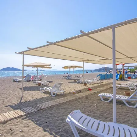Sunset Beach Club Aqualettings Mermaid 5 Apartmán *