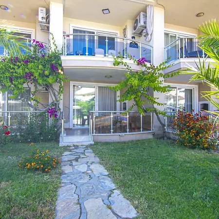 Sunset Beach Club Aqualettings Mermaid 5 * 페티예